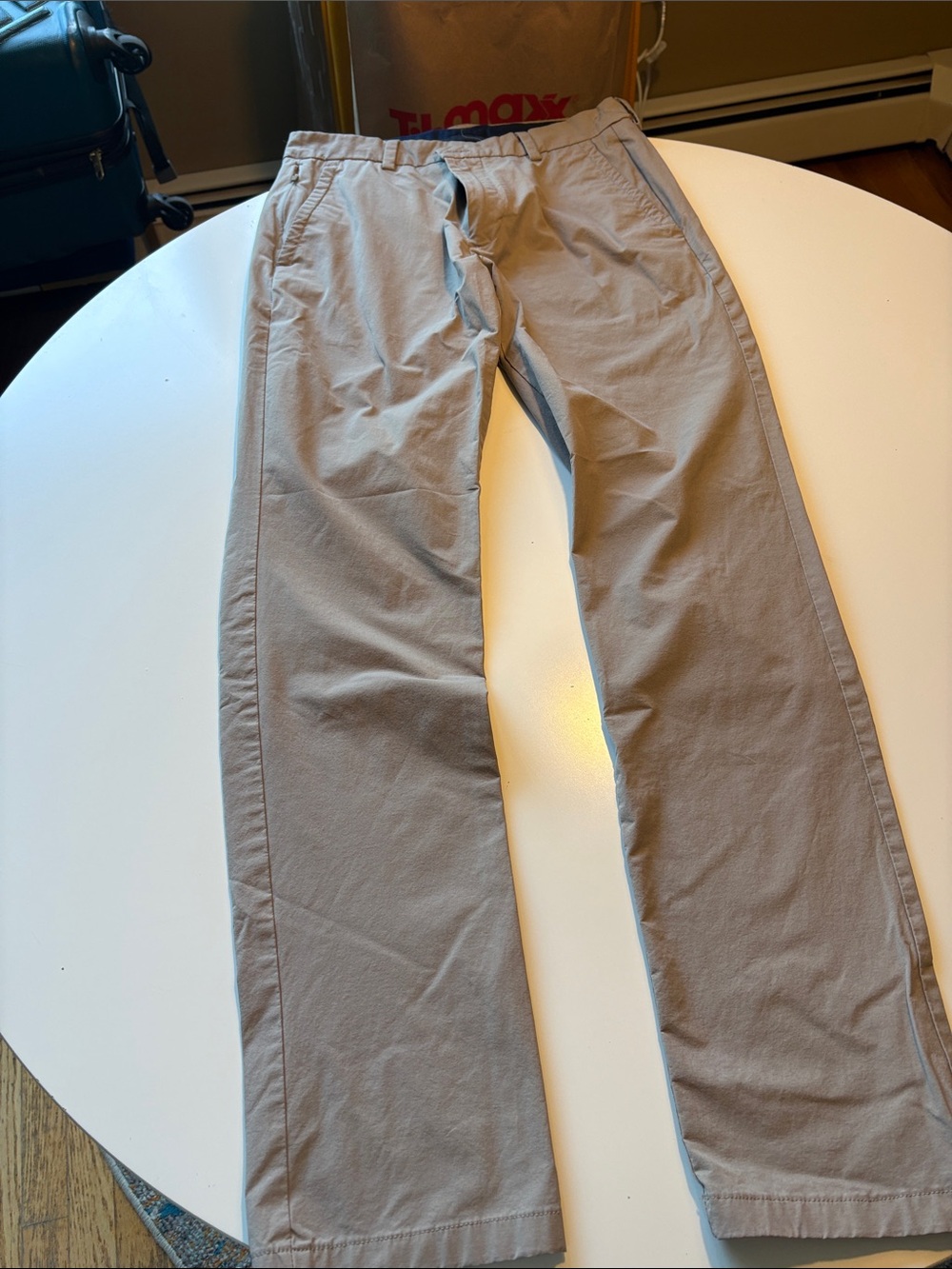 Vineyard Vines Men's Tan Stretch “on the go” Chinos size 30x32